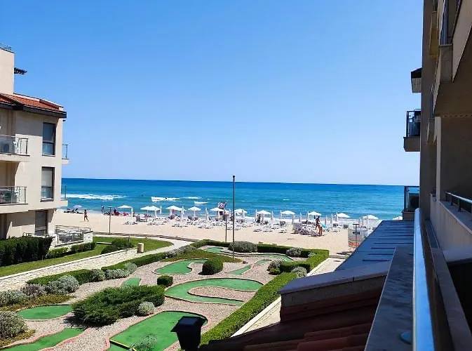 아파트호텔 Urlaub - A109 4*