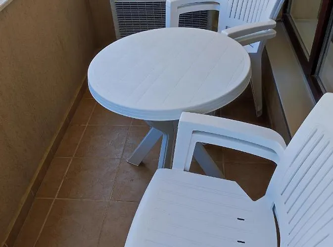 Urlaub - A109 아파트호텔